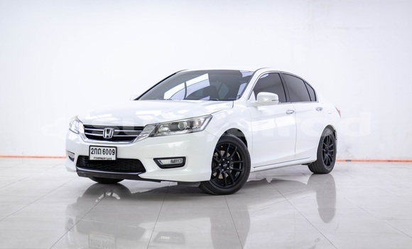 Buy Used Honda Accord White Car in Bangkok in Bangkok