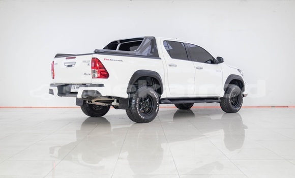 ซื้อ รถมือสอง Toyota Hiluxe Revo ขาว รถยนต์ ใน %{เมือง} ใน กรุงเทพมหานคร ซื้อ รถมือสอง Toyota Hiluxe Revo ขาว รถยนต์ ใน %{เมือง} ใน กรุงเทพมหานคร