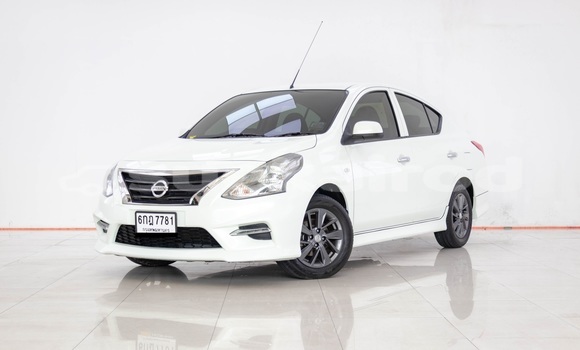 ซื้อ รถมือสอง Nissan Almera ขาว รถยนต์ ใน %{เมือง} ใน กรุงเทพมหานคร
