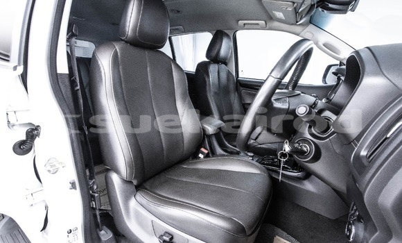 ซื้อ รถมือสอง Chevrolet TrailBlazer ขาว รถยนต์ ใน %{เมือง} ใน กรุงเทพมหานคร ซื้อ รถมือสอง Chevrolet TrailBlazer ขาว รถยนต์ ใน %{เมือง} ใน กรุงเทพมหานคร