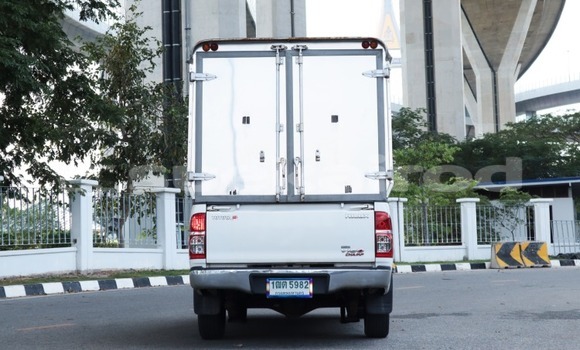 ซื้อ รถมือสอง Toyota Vigo ขาว รถยนต์ ใน %{เมือง} ใน กรุงเทพมหานคร ซื้อ รถมือสอง Toyota Vigo ขาว รถยนต์ ใน %{เมือง} ใน กรุงเทพมหานคร