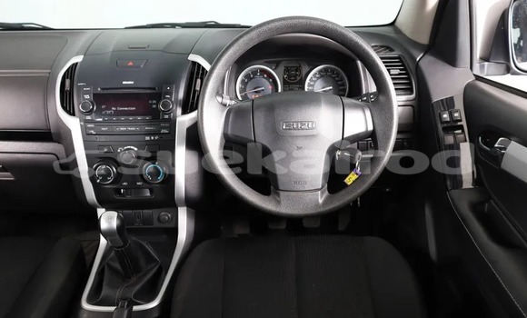 Buy Used Isuzu D-Max Silver Car in Bangkok in Bangkok Buy Used Isuzu D-Max Silver Car in Bangkok in Bangkok