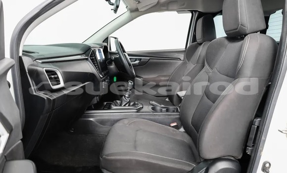 ซื้อ รถมือสอง Isuzu D-Max ขาว รถยนต์ ใน %{เมือง} ใน กรุงเทพมหานคร ซื้อ รถมือสอง Isuzu D-Max ขาว รถยนต์ ใน %{เมือง} ใน กรุงเทพมหานคร