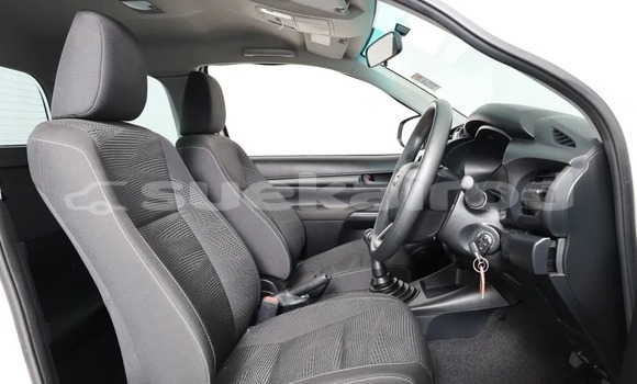 ซื้อ รถมือสอง Toyota Hiluxe Revo ขาว รถยนต์ ใน %{เมือง} ใน กรุงเทพมหานคร ซื้อ รถมือสอง Toyota Hiluxe Revo ขาว รถยนต์ ใน %{เมือง} ใน กรุงเทพมหานคร