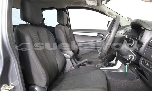 ซื้อ รถมือสอง Isuzu D-Max เงิน รถยนต์ ใน %{เมือง} ใน กรุงเทพมหานคร ซื้อ รถมือสอง Isuzu D-Max เงิน รถยนต์ ใน %{เมือง} ใน กรุงเทพมหานคร