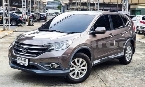 ซื้อ รถมือสอง Honda CR–V อื่น ๆ รถยนต์ ใน %{เมือง} ใน กรุงเทพมหานคร