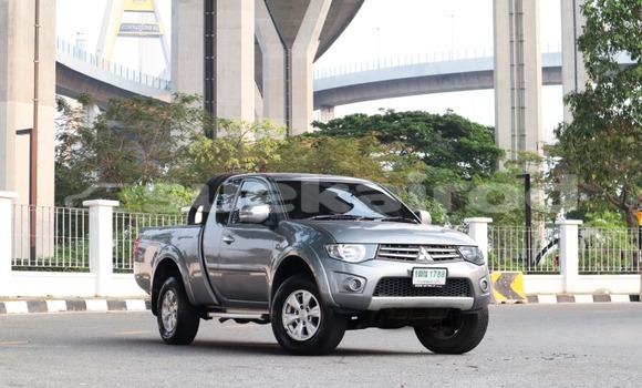 Buy Used Mitsubishi Triton Brown Car in Bangkok in Bangkok
