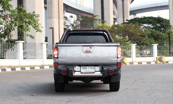 Buy Used Mitsubishi Triton Brown Car in Bangkok in Bangkok Buy Used Mitsubishi Triton Brown Car in Bangkok in Bangkok