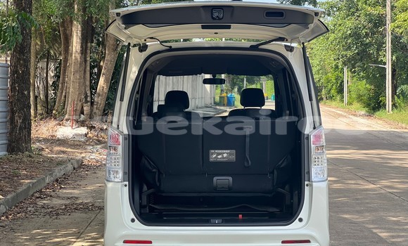 Buy Used Honda Stepwgn White Car in Bangkok in Bangkok Buy Used Honda Stepwgn White Car in Bangkok in Bangkok