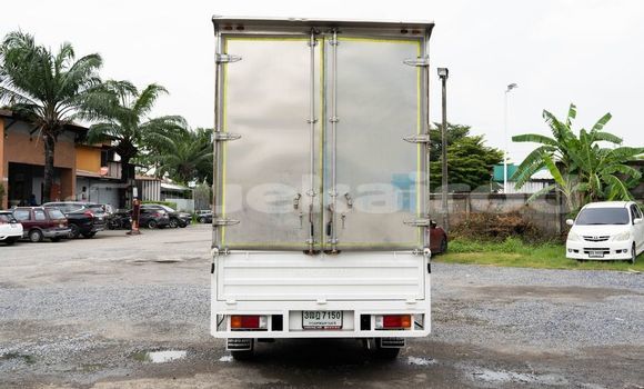 ซื้อ รถมือสอง Toyota Hiluxe Revo ขาว รถยนต์ ใน %{เมือง} ใน กรุงเทพมหานคร ซื้อ รถมือสอง Toyota Hiluxe Revo ขาว รถยนต์ ใน %{เมือง} ใน กรุงเทพมหานคร