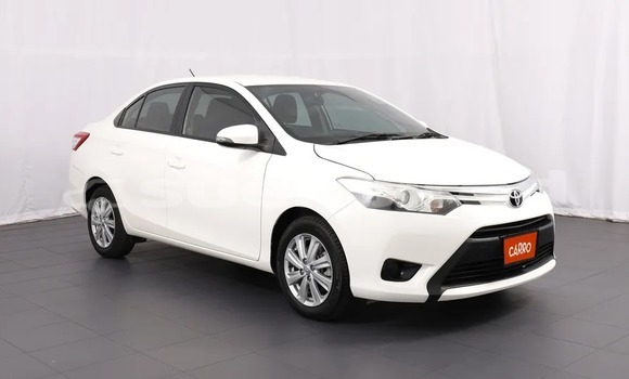 ซื้อ รถมือสอง Toyota Vios ขาว รถยนต์ ใน %{เมือง} ใน กรุงเทพมหานคร