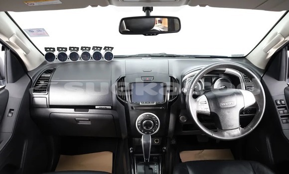 ซื้อ รถมือสอง Isuzu MU-X เงิน รถยนต์ ใน %{เมือง} ใน กรุงเทพมหานคร ซื้อ รถมือสอง Isuzu MU-X เงิน รถยนต์ ใน %{เมือง} ใน กรุงเทพมหานคร