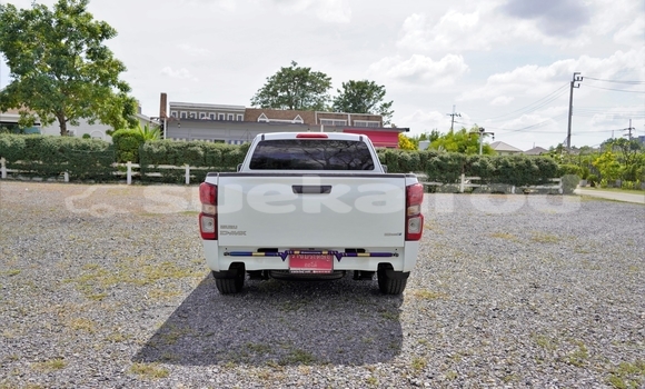 ซื้อ รถมือสอง Isuzu D-Max ขาว รถยนต์ ใน %{เมือง} ใน กรุงเทพมหานคร ซื้อ รถมือสอง Isuzu D-Max ขาว รถยนต์ ใน %{เมือง} ใน กรุงเทพมหานคร