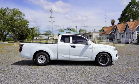ซื้อ รถมือสอง Isuzu D-Max ขาว รถยนต์ ใน %{เมือง} ใน กรุงเทพมหานคร ซื้อ รถมือสอง Isuzu D-Max ขาว รถยนต์ ใน %{เมือง} ใน กรุงเทพมหานคร