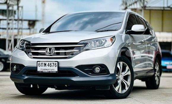 ซื้อ รถมือสอง Honda CR–V อื่น ๆ รถยนต์ ใน %{เมือง} ใน กรุงเทพมหานคร