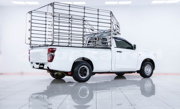 Buy Used Isuzu D-Max White Car in Bangkok in Bangkok Buy Used Isuzu D-Max White Car in Bangkok in Bangkok
