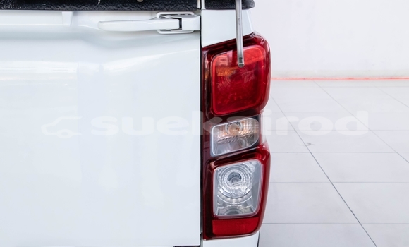 Buy Used Isuzu D-Max White Car in Bangkok in Bangkok Buy Used Isuzu D-Max White Car in Bangkok in Bangkok