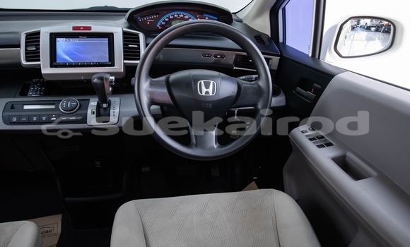 Buy Used Honda Freed White Car in Bangkok in Bangkok Buy Used Honda Freed White Car in Bangkok in Bangkok