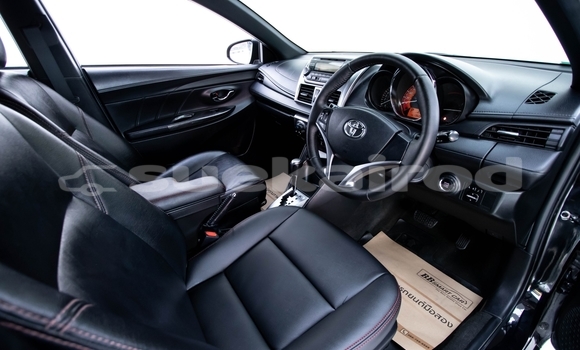 ซื้อ รถมือสอง Toyota Yaris สีดำ รถยนต์ ใน %{เมือง} ใน กรุงเทพมหานคร ซื้อ รถมือสอง Toyota Yaris สีดำ รถยนต์ ใน %{เมือง} ใน กรุงเทพมหานคร