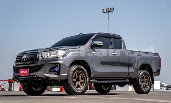 ซื้อ รถมือสอง Toyota Hiluxe Revo อื่น ๆ รถยนต์ ใน %{เมือง} ใน กรุงเทพมหานคร