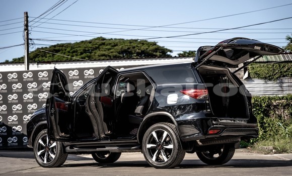 ซื้อ รถมือสอง Toyota Fortuner สีดำ รถยนต์ ใน %{เมือง} ใน กรุงเทพมหานคร ซื้อ รถมือสอง Toyota Fortuner สีดำ รถยนต์ ใน %{เมือง} ใน กรุงเทพมหานคร
