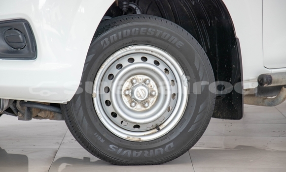 Buy Used Nissan Navara White Car in Bangkok in Bangkok Buy Used Nissan Navara White Car in Bangkok in Bangkok