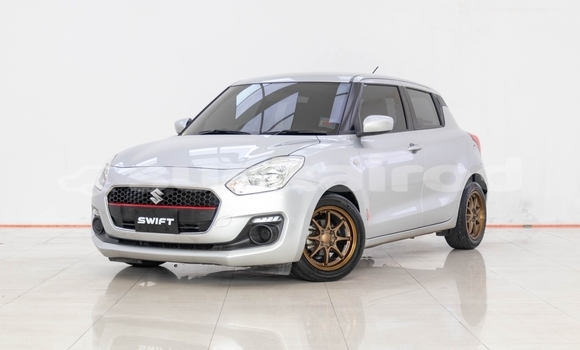 ซื้อ รถมือสอง Suzuki Swift อื่น ๆ รถยนต์ ใน %{เมือง} ใน กรุงเทพมหานคร