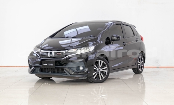 ซื้อ รถมือสอง Honda Jazz สีดำ รถยนต์ ใน %{เมือง} ใน กรุงเทพมหานคร