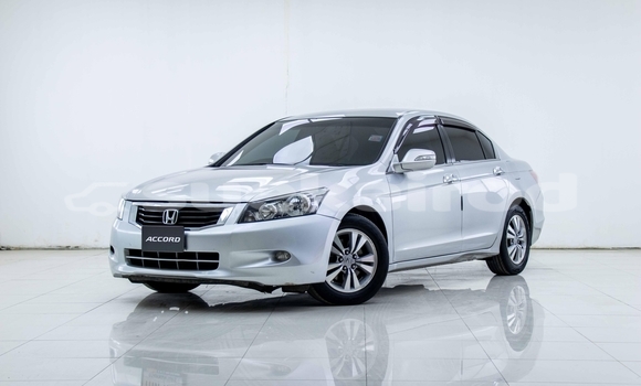 ซื้อ รถมือสอง Honda Accord อื่น ๆ รถยนต์ ใน %{เมือง} ใน กรุงเทพมหานคร