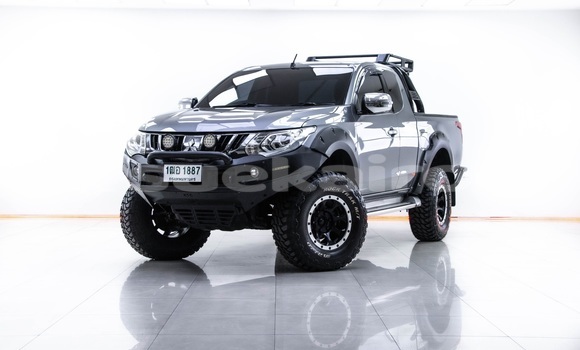 ซื้อ รถมือสอง Mitsubishi Triton อื่น ๆ รถยนต์ ใน %{เมือง} ใน กรุงเทพมหานคร