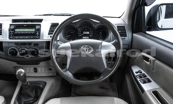ซื้อ รถมือสอง Toyota Hiluxe VIGO ขาว รถยนต์ ใน %{เมือง} ใน กรุงเทพมหานคร ซื้อ รถมือสอง Toyota Hiluxe VIGO ขาว รถยนต์ ใน %{เมือง} ใน กรุงเทพมหานคร