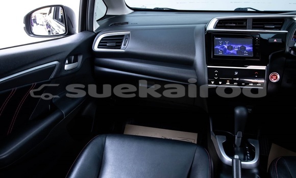 ซื้อ รถมือสอง Honda Jazz สีดำ รถยนต์ ใน %{เมือง} ใน กรุงเทพมหานคร ซื้อ รถมือสอง Honda Jazz สีดำ รถยนต์ ใน %{เมือง} ใน กรุงเทพมหานคร