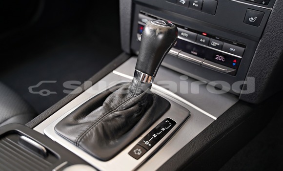 Buy Used Mercedes-Benz E-Classe White Car in Bangkok in Bangkok Buy Used Mercedes-Benz E-Classe White Car in Bangkok in Bangkok