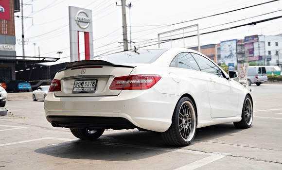 Buy Used Mercedes-Benz E-Classe White Car in Bangkok in Bangkok Buy Used Mercedes-Benz E-Classe White Car in Bangkok in Bangkok