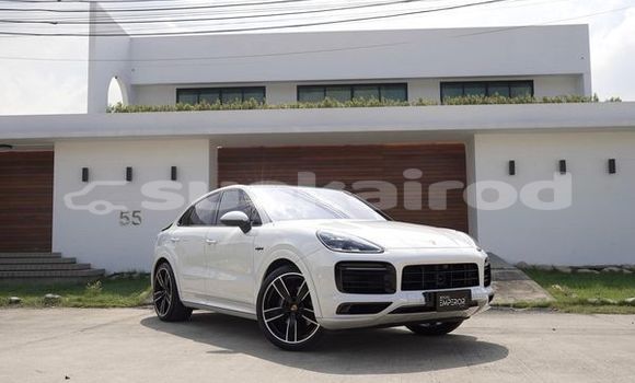 Buy Used Porsche Cayenne White Car in Bangkok in Bangkok