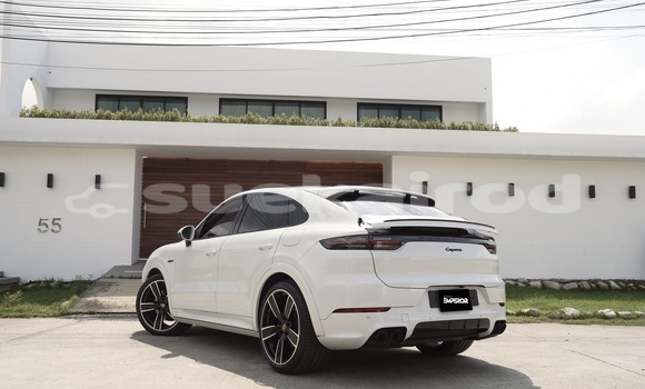 Buy Used Porsche Cayenne White Car in Bangkok in Bangkok Buy Used Porsche Cayenne White Car in Bangkok in Bangkok