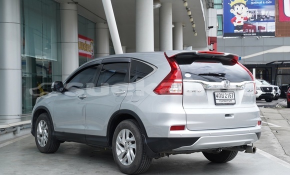 Buy Used Honda CR-V Silver Car in Bangkok in Bangkok Buy Used Honda CR-V Silver Car in Bangkok in Bangkok