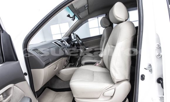 Buy Used Toyota Hiluxe VIGO White Car in Bangkok in Bangkok Buy Used Toyota Hiluxe VIGO White Car in Bangkok in Bangkok