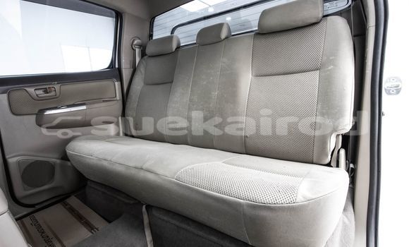 Buy Used Toyota Hiluxe VIGO White Car in Bangkok in Bangkok Buy Used Toyota Hiluxe VIGO White Car in Bangkok in Bangkok