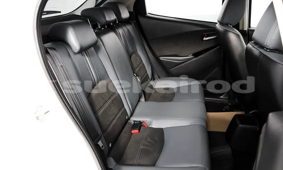 ซื้อ รถมือสอง Mazda Mazda 2 ขาว รถยนต์ ใน %{เมือง} ใน กรุงเทพมหานคร ซื้อ รถมือสอง Mazda Mazda 2 ขาว รถยนต์ ใน %{เมือง} ใน กรุงเทพมหานคร