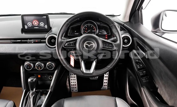 ซื้อ รถมือสอง Mazda Mazda 2 ขาว รถยนต์ ใน %{เมือง} ใน กรุงเทพมหานคร ซื้อ รถมือสอง Mazda Mazda 2 ขาว รถยนต์ ใน %{เมือง} ใน กรุงเทพมหานคร