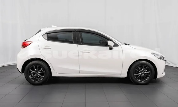 ซื้อ รถมือสอง Mazda Mazda 2 ขาว รถยนต์ ใน %{เมือง} ใน กรุงเทพมหานคร ซื้อ รถมือสอง Mazda Mazda 2 ขาว รถยนต์ ใน %{เมือง} ใน กรุงเทพมหานคร