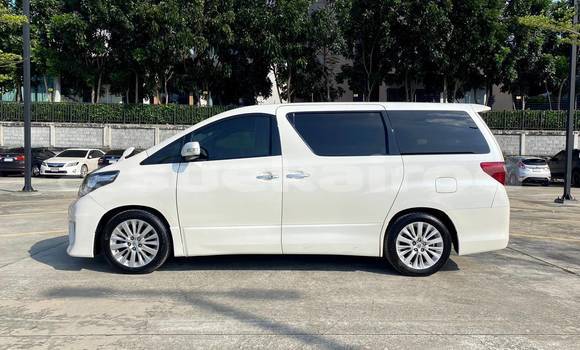 Buy Used Toyota Alphard White Car in Bangkok in Bangkok Buy Used Toyota Alphard White Car in Bangkok in Bangkok