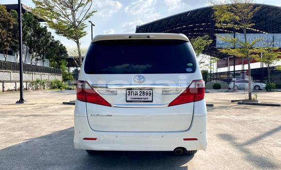 Buy Used Toyota Alphard White Car in Bangkok in Bangkok Buy Used Toyota Alphard White Car in Bangkok in Bangkok