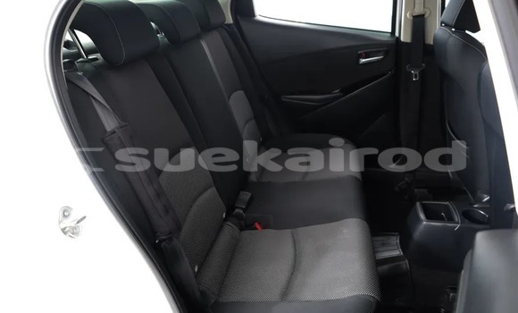 ซื้อ รถมือสอง Mazda Mazda 2 ขาว รถยนต์ ใน %{เมือง} ใน กรุงเทพมหานคร ซื้อ รถมือสอง Mazda Mazda 2 ขาว รถยนต์ ใน %{เมือง} ใน กรุงเทพมหานคร