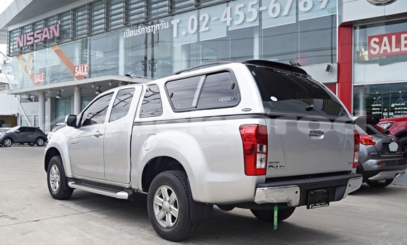 Buy Used Isuzu D-Max Silver Car in Bangkok in Bangkok Buy Used Isuzu D-Max Silver Car in Bangkok in Bangkok