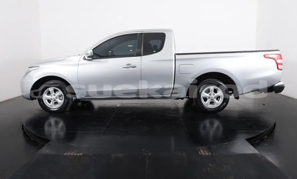 ซื้อ รถมือสอง Mitsubishi Triton เงิน รถยนต์ ใน %{เมือง} ใน กรุงเทพมหานคร ซื้อ รถมือสอง Mitsubishi Triton เงิน รถยนต์ ใน %{เมือง} ใน กรุงเทพมหานคร