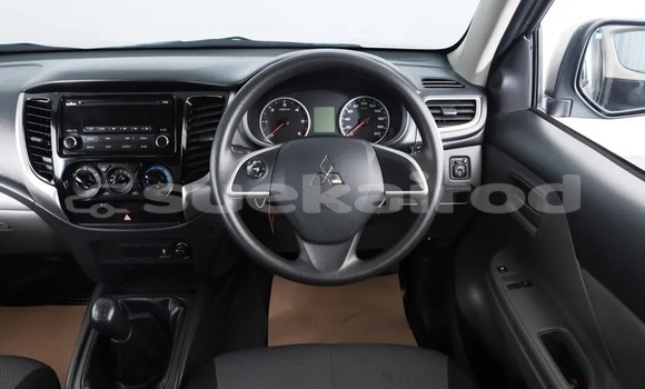 ซื้อ รถมือสอง Mitsubishi Triton เงิน รถยนต์ ใน %{เมือง} ใน กรุงเทพมหานคร ซื้อ รถมือสอง Mitsubishi Triton เงิน รถยนต์ ใน %{เมือง} ใน กรุงเทพมหานคร