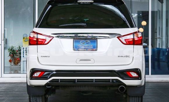 ซื้อ รถมือสอง Isuzu MU-X ขาว รถยนต์ ใน %{เมือง} ใน กรุงเทพมหานคร ซื้อ รถมือสอง Isuzu MU-X ขาว รถยนต์ ใน %{เมือง} ใน กรุงเทพมหานคร