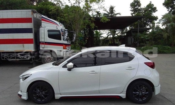 ซื้อ รถมือสอง Mazda 2 ขาว รถยนต์ ใน %{เมือง} ใน กรุงเทพมหานคร ซื้อ รถมือสอง Mazda 2 ขาว รถยนต์ ใน %{เมือง} ใน กรุงเทพมหานคร